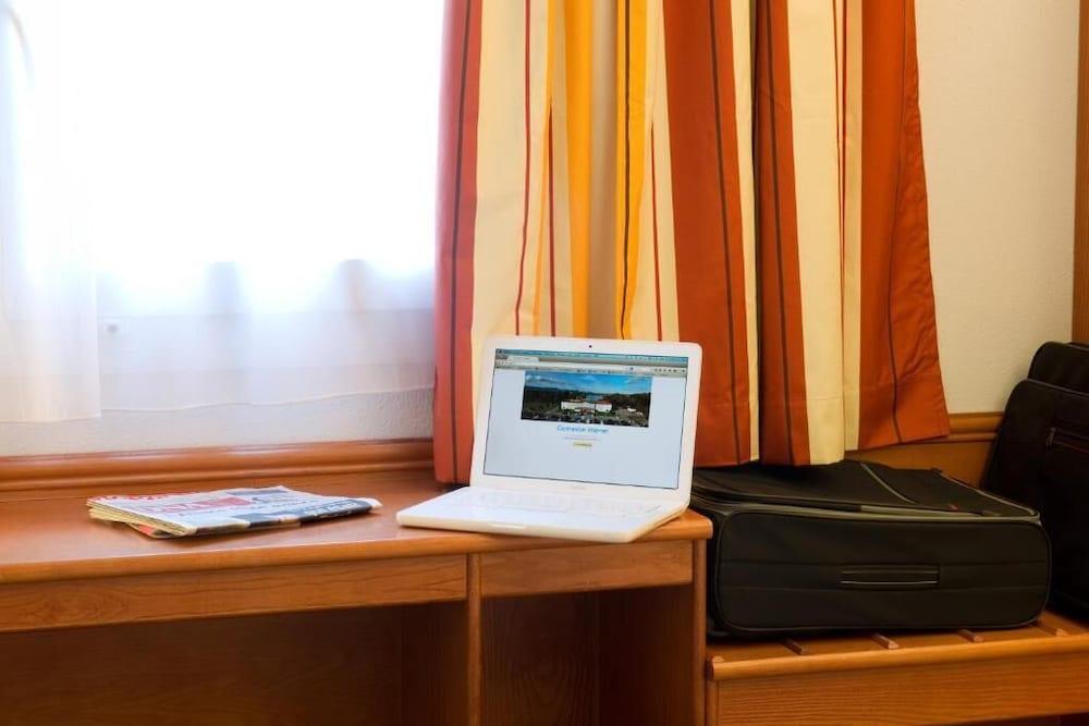 B&B Hotel Amneville-Les-Thermes Eksteriør bilde